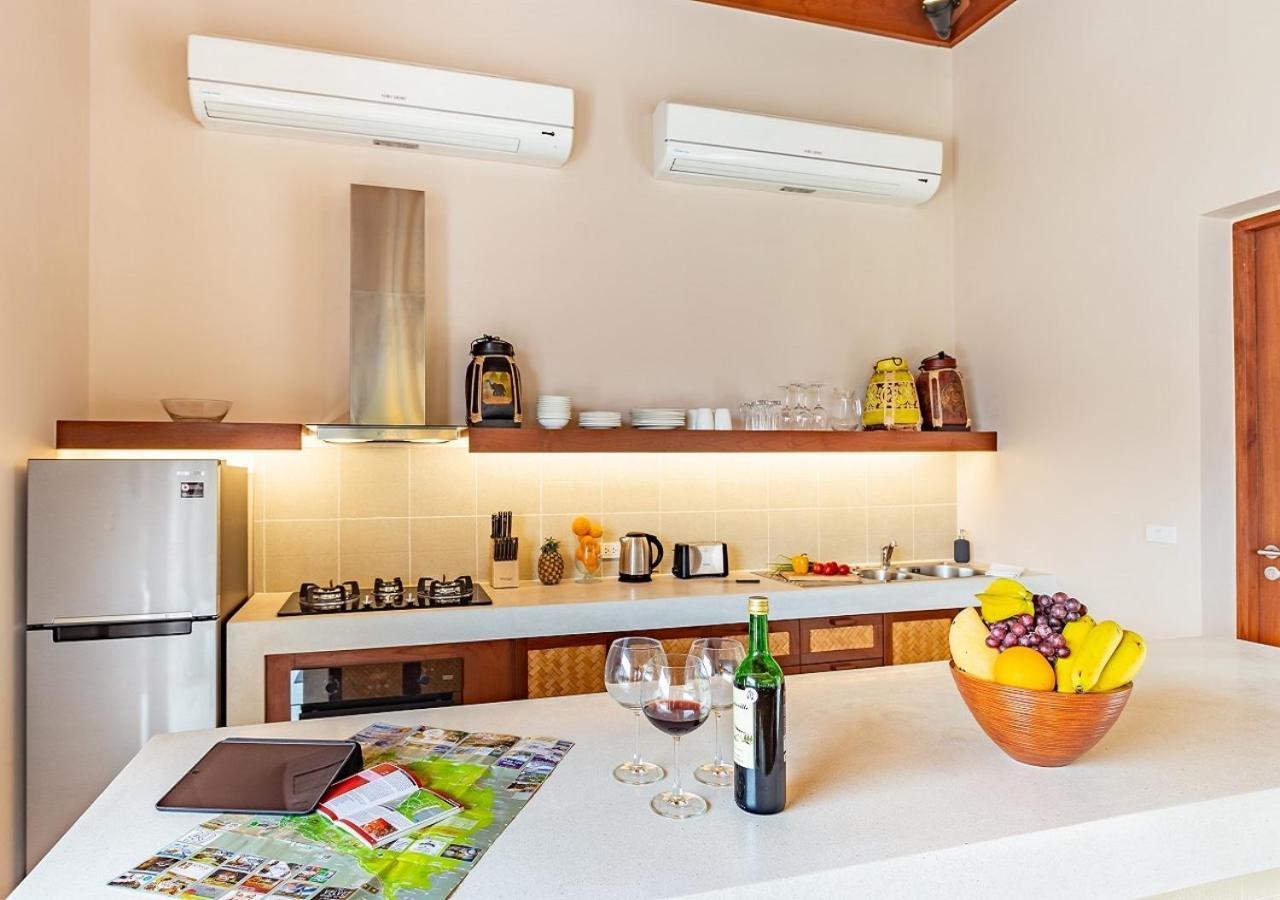 Aspire Villas Salad Beach Bagian luar foto